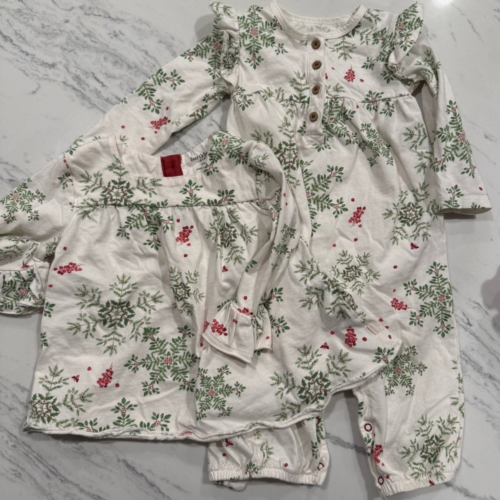 Burt’s Bees Christmas Holiday Romper and Top Winter 12 Months PJs